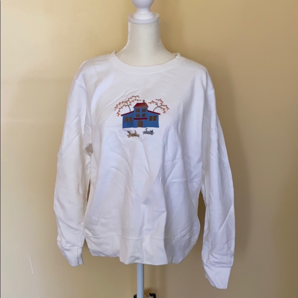 Sweatshirt with design